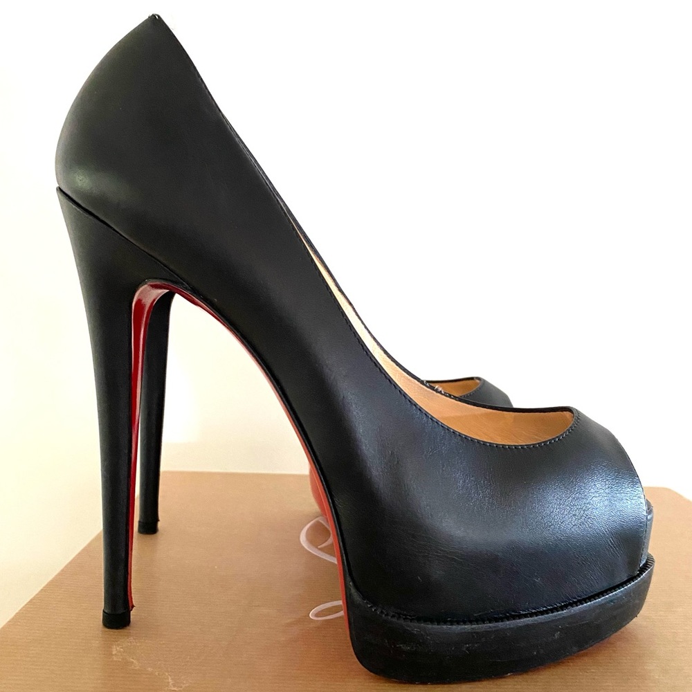 Christian Louboutin Plato Heels